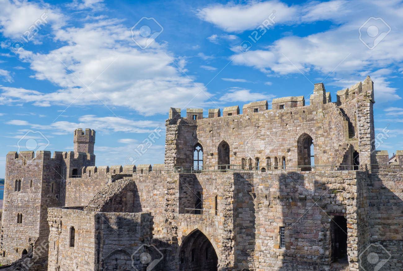 Images Of カーナーヴォン城 Japaneseclass Jp Images Of カーナーヴォン城 Japaneseclass Jp