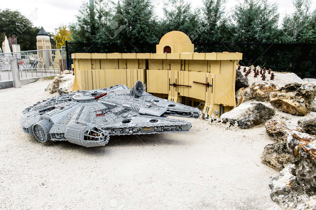 Orlando Usa December 22 2013 Lego Star Wars Miniland At Stock