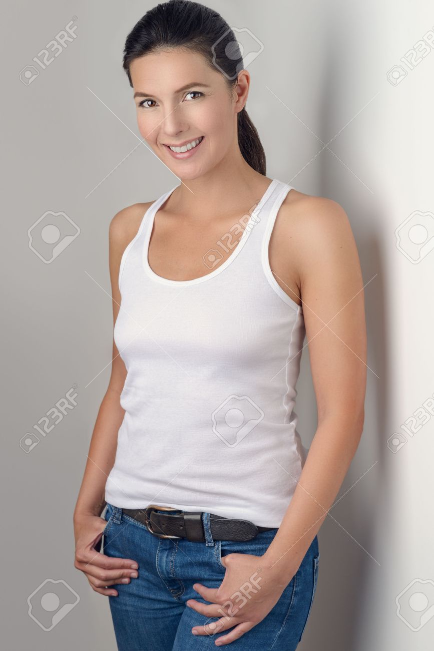 white three quarter jeans