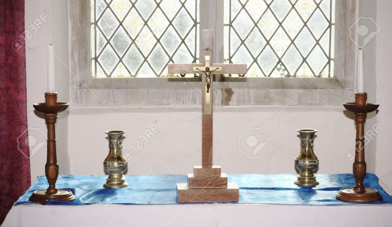 Cuaresma Altar (no Flores) En Inglés País Godington Iglesia, Oxfordshire Fotos, Retratos, Imágenes Y Fotografía De Archivo Libres De Derecho. Image 871870. Cuaresma Altar (no Flores) En Inglés País Godington Iglesia, Oxfordshire Fotos, Retratos, Imágenes Y Fotografía De Archivo Libres De Derecho. Image 871870.