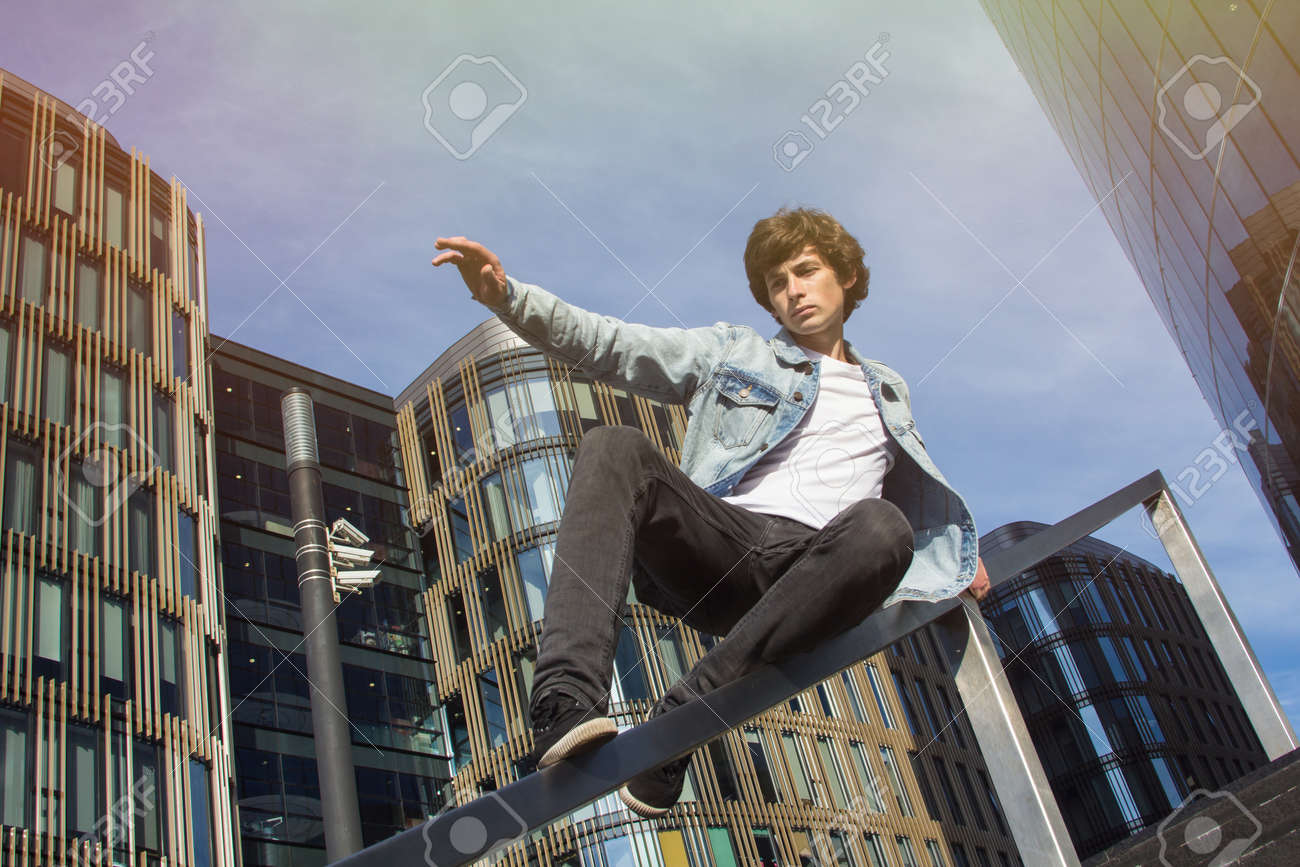 etiam-dictum-ipsum-a-felis