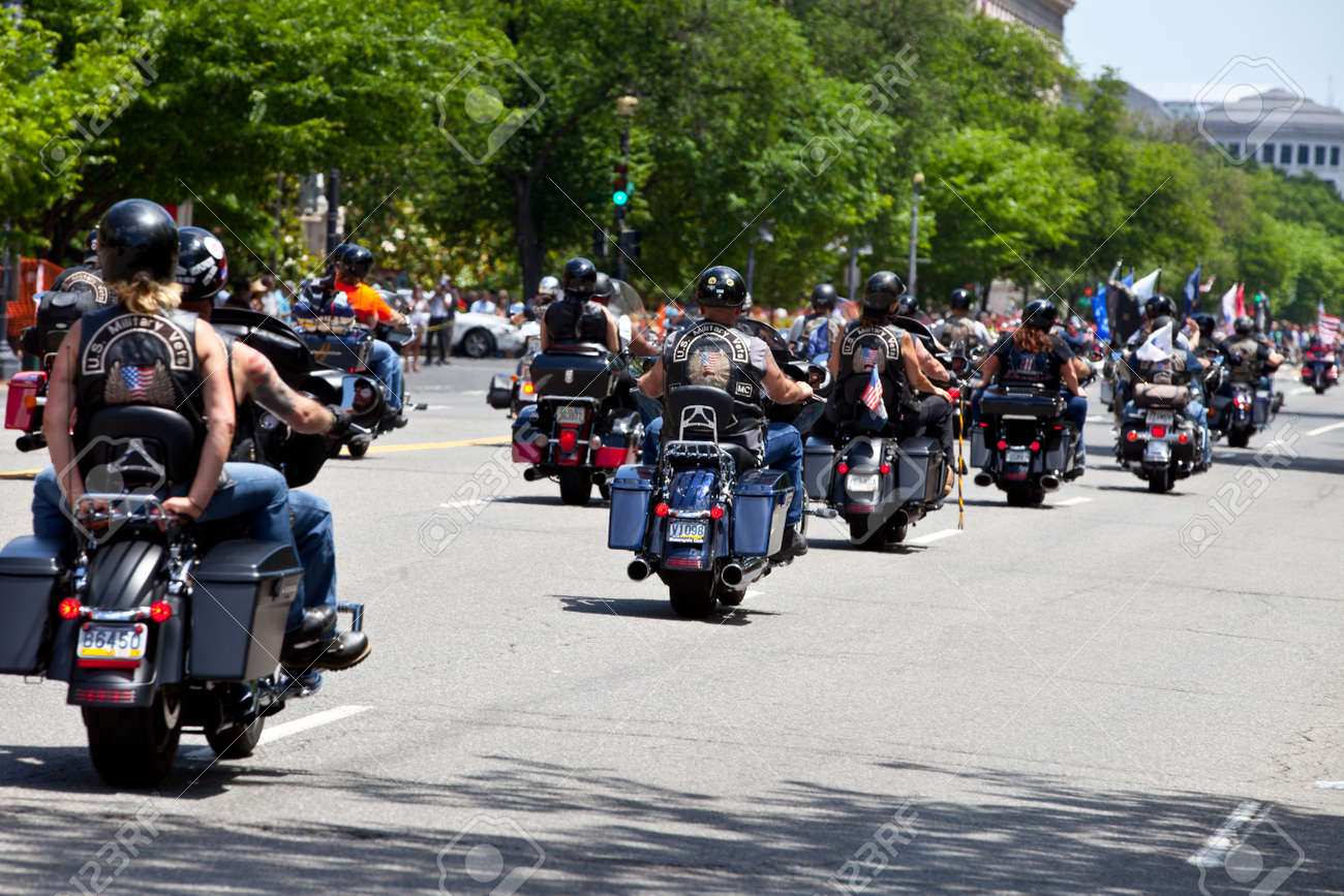 Washington, DC, USA - May 25, 2014: Large group of motorcycles looping around the Mall in Washington DC as part of the annual Rolling Thunder motorcycle “Ride for Freedom†for American POWs and MIA soldiers. - 28723408 Washington, DC, USA - May 25, 2014: Large group of motorcycles looping around the Mall in Washington DC as part of the annual Rolling Thunder motorcycle “Ride for Freedom†for American POWs and MIA soldiers. - 28723408