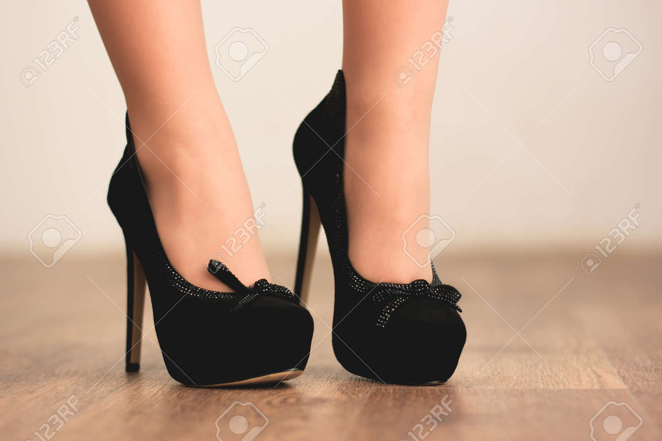 tacones negras mujer