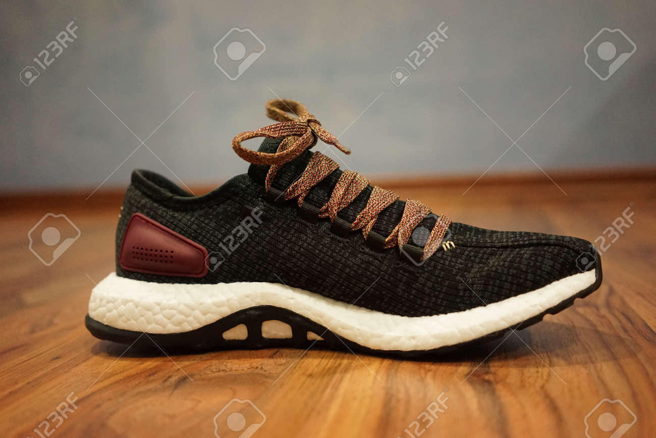 adidas pure boost