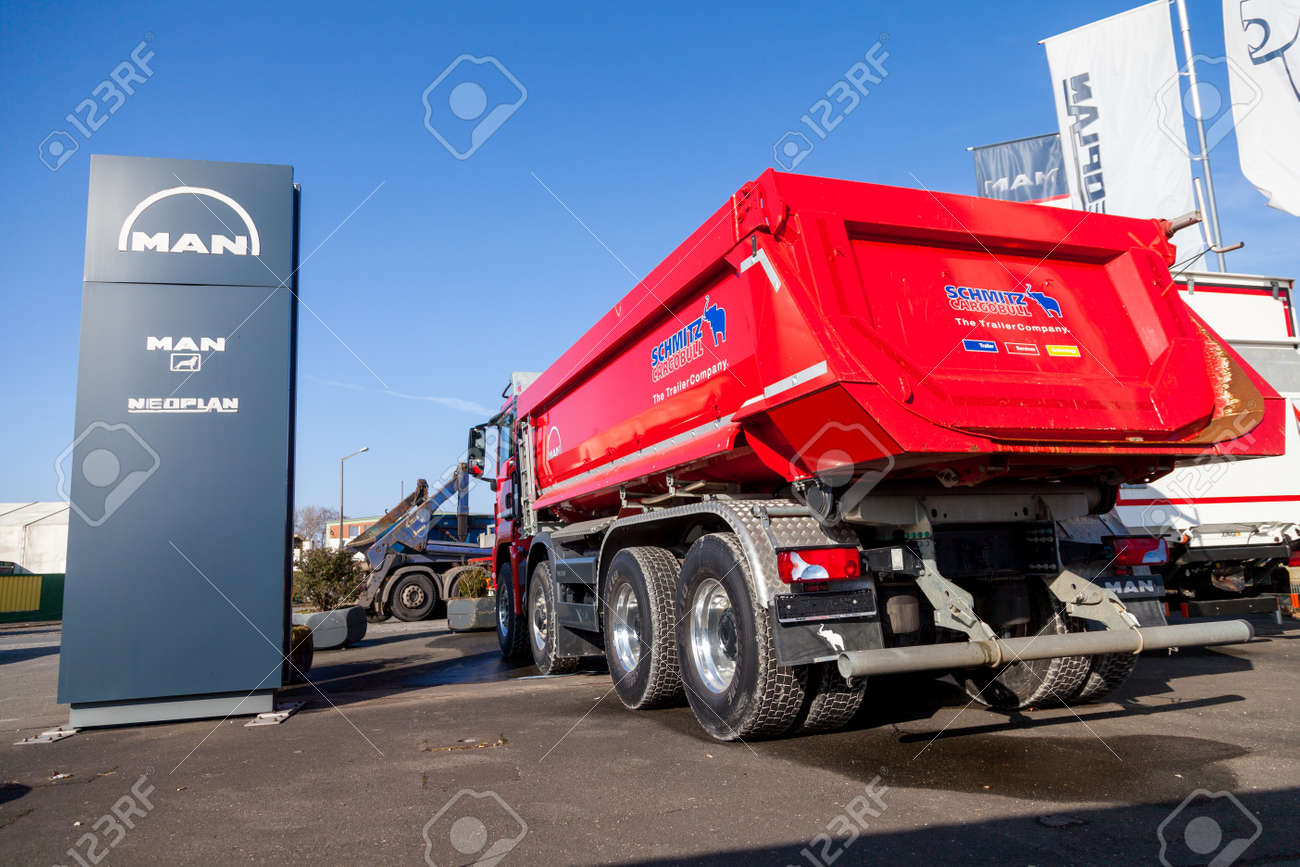 man tgs 8x8 dump truck