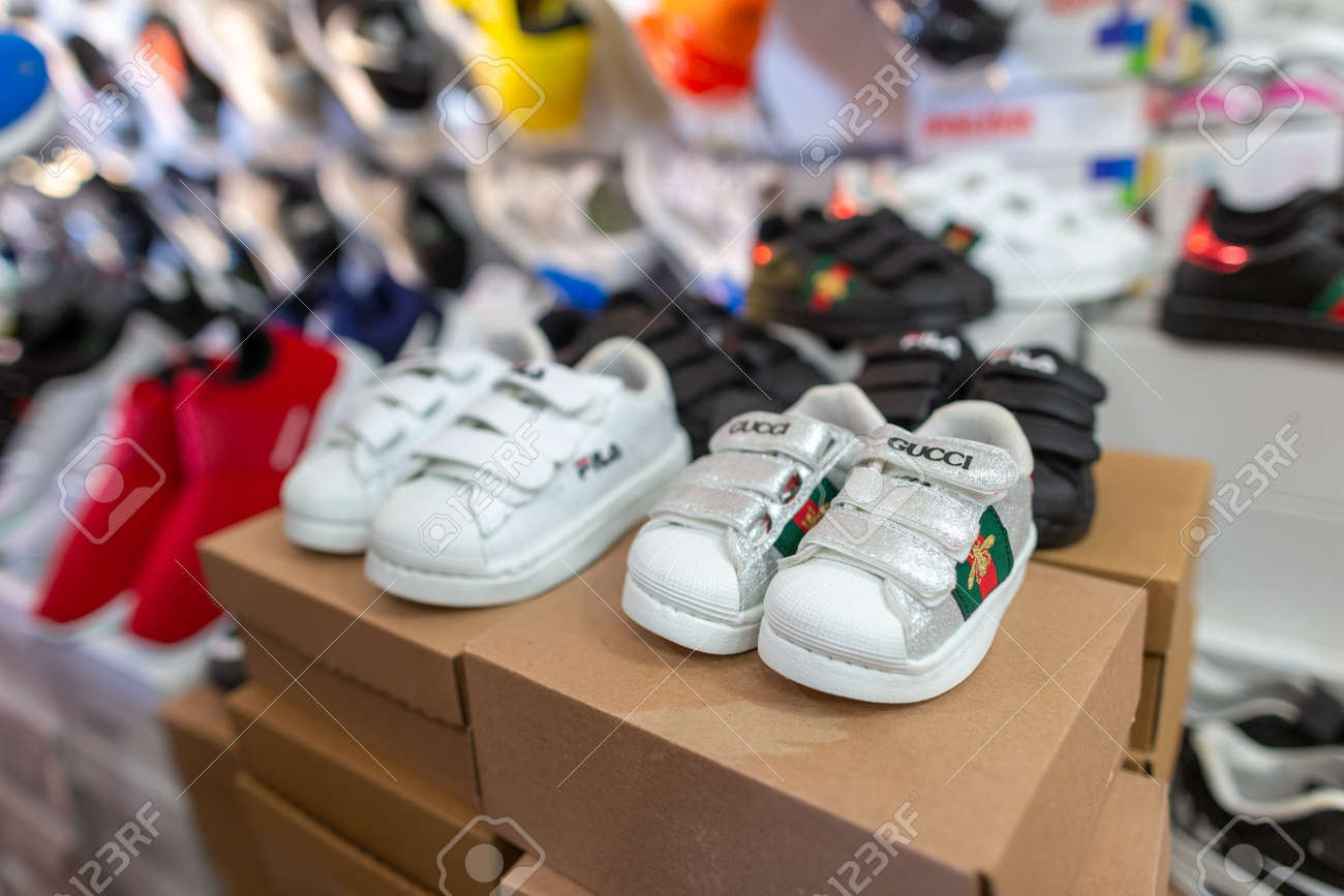 Immagini Stock ANTALYA TURCHIA 19 Gennaio 2020 Scarpe Di