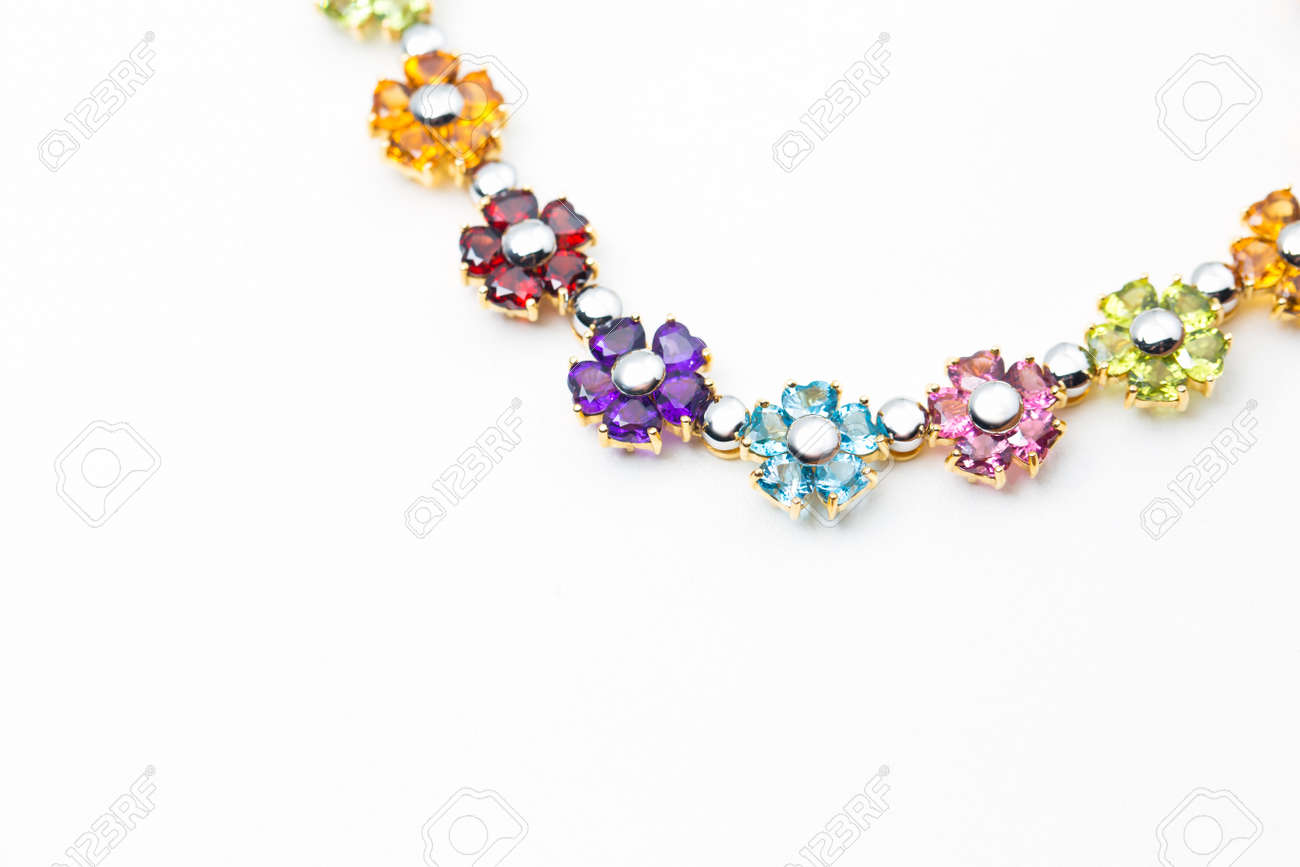 FLOWER SHAPE GEMS
