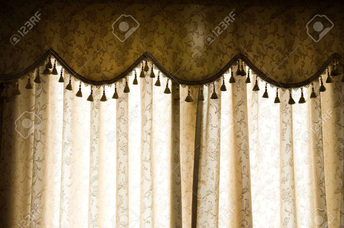 Image De Rideaux De Luxe à La Maison. Banque D\'Images Et Photos ... Image De Rideaux De Luxe à La Maison. Banque D\'Images Et Photos ...