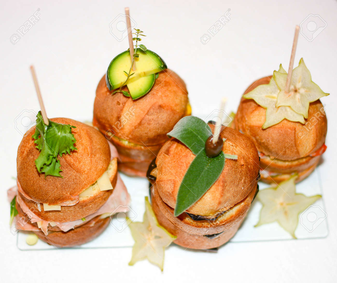 Original Fingerfood Der Italienischen Küche Lizenzfreie Fotos ... Original Fingerfood Der Italienischen Küche Lizenzfreie Fotos ...