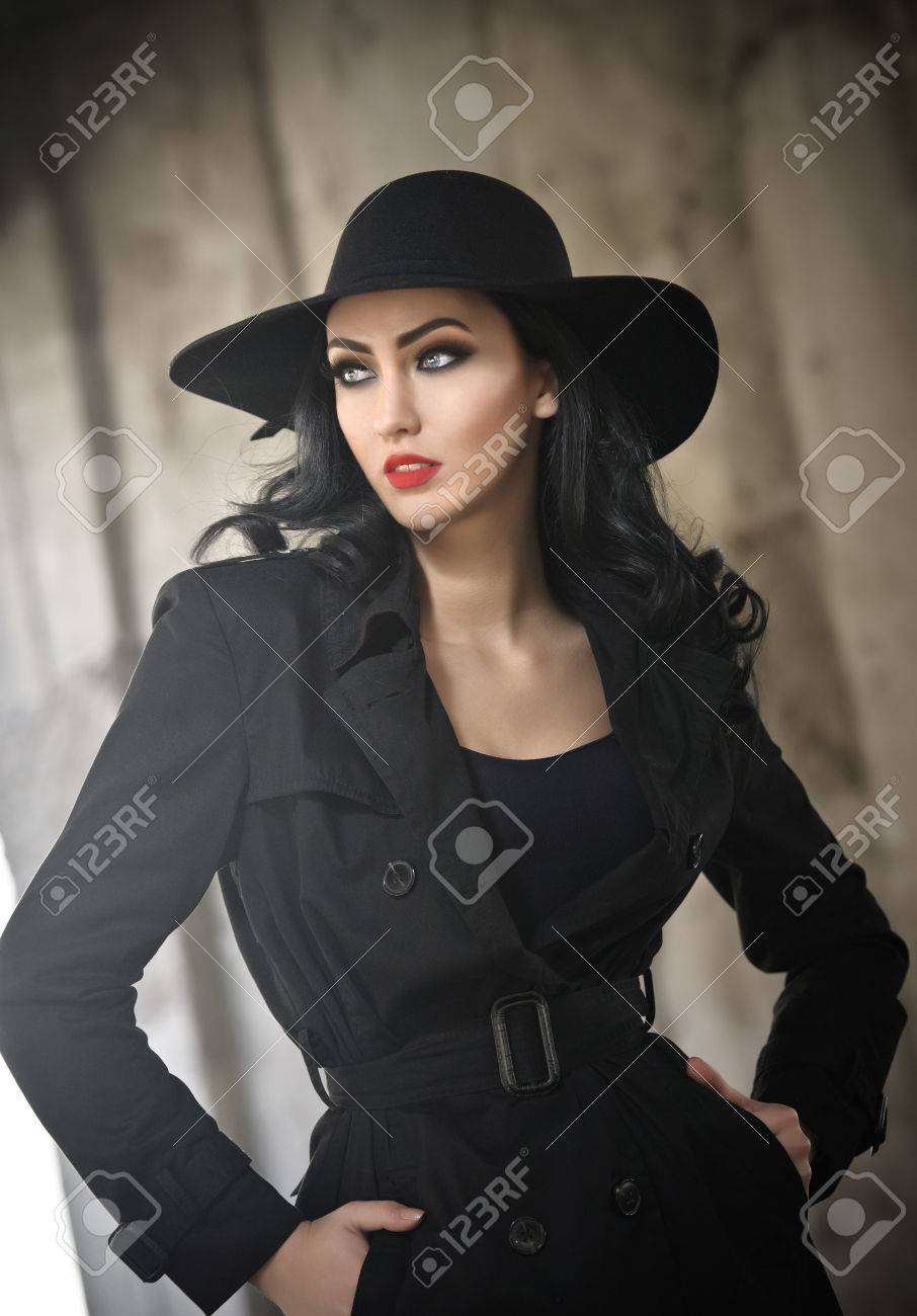 Beautiful Young Woman In Black Outfit Urban Concept Elegant Brunette With Hat Posing With Beautiful Young Woman In Black Outfit Urban Concept Elegant Brunette With Hat Posing With