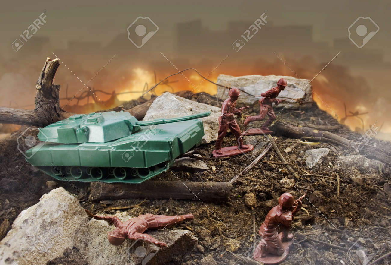 グッズ火戦場プラスチックのおもちゃ攻撃戦争シーン背景に火災と爆発の兵士と武器 の写真素材 画像素材 Image グッズ火戦場プラスチックのおもちゃ攻撃戦争シーン背景に火災と爆発の兵士と武器 の写真素材 画像素材 Image