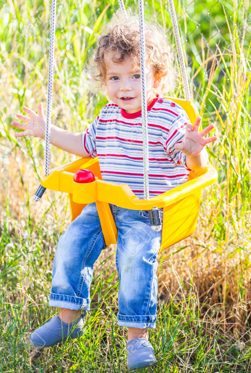 swing for 1 year old baby