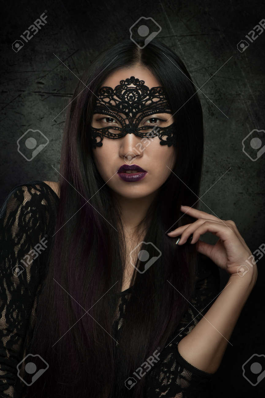 Sexy Asian Goth Chicks