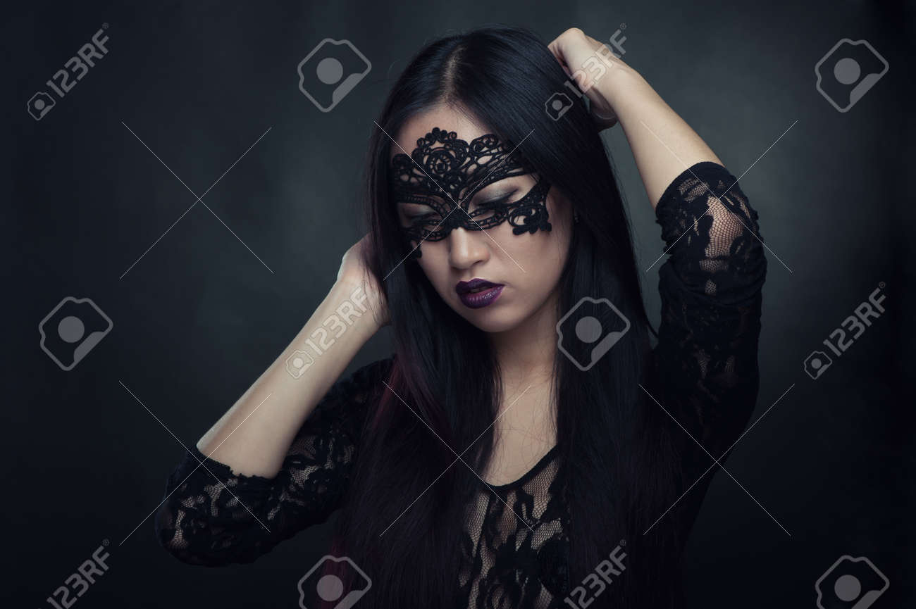 Sexy Asian Goth Chicks