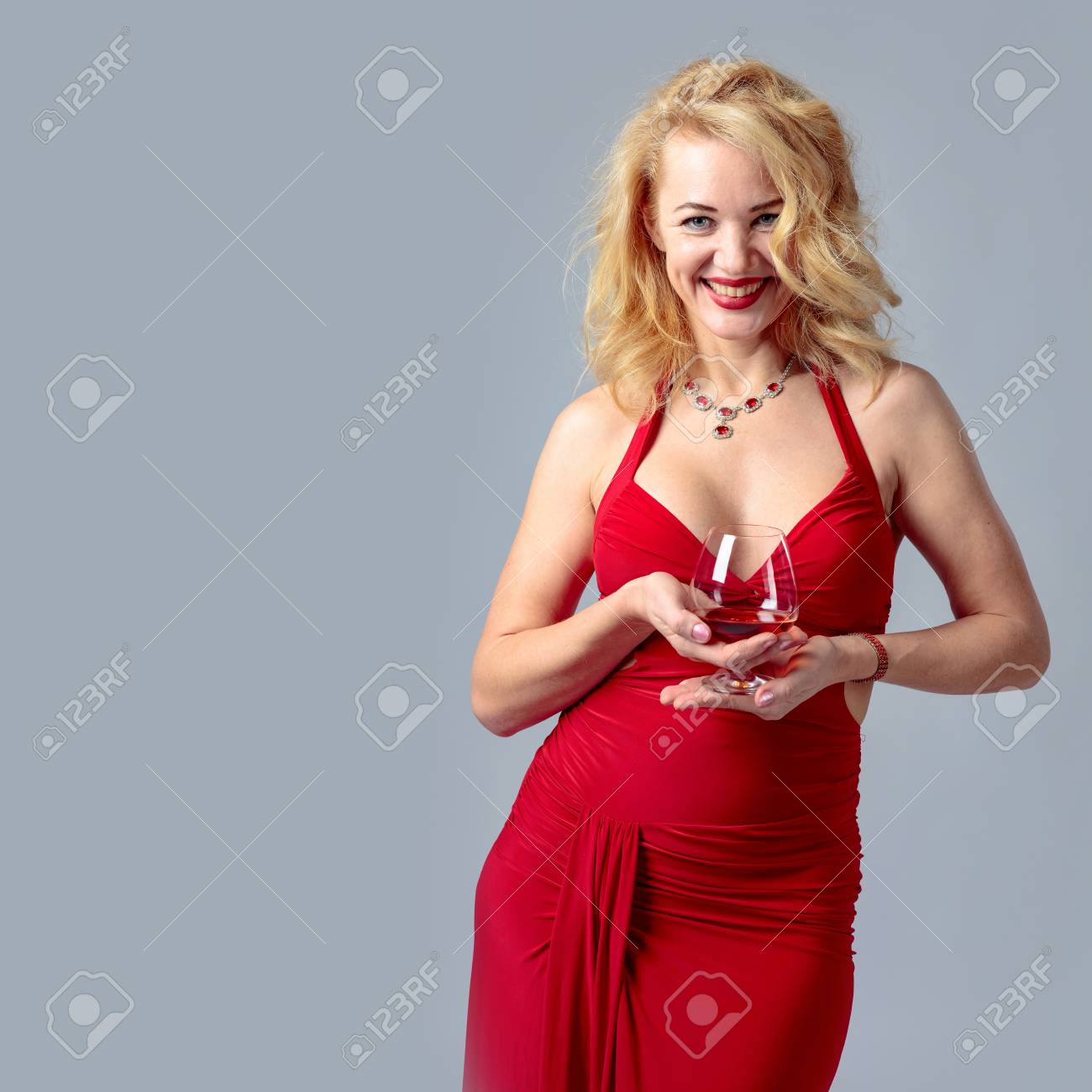 cocktail attire for mature women
