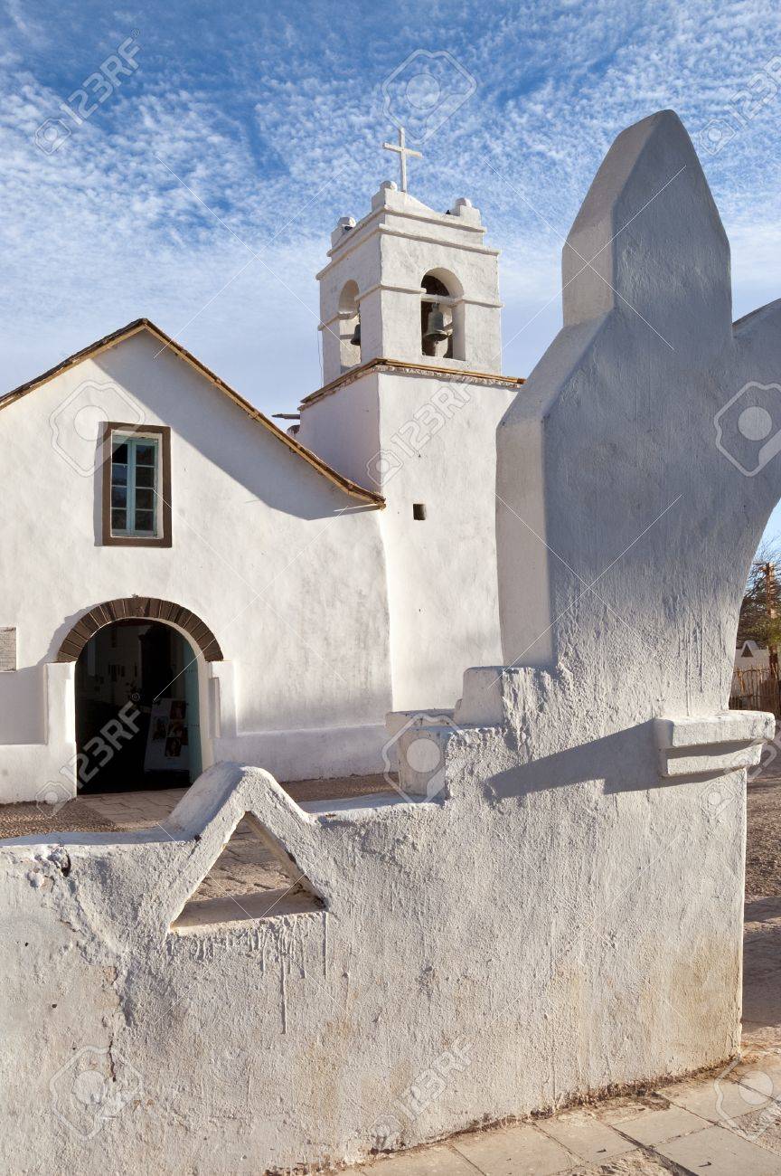 Adobe 教会サン Pedro デ アタカマ チリ の写真素材 画像素材 Image 11975463