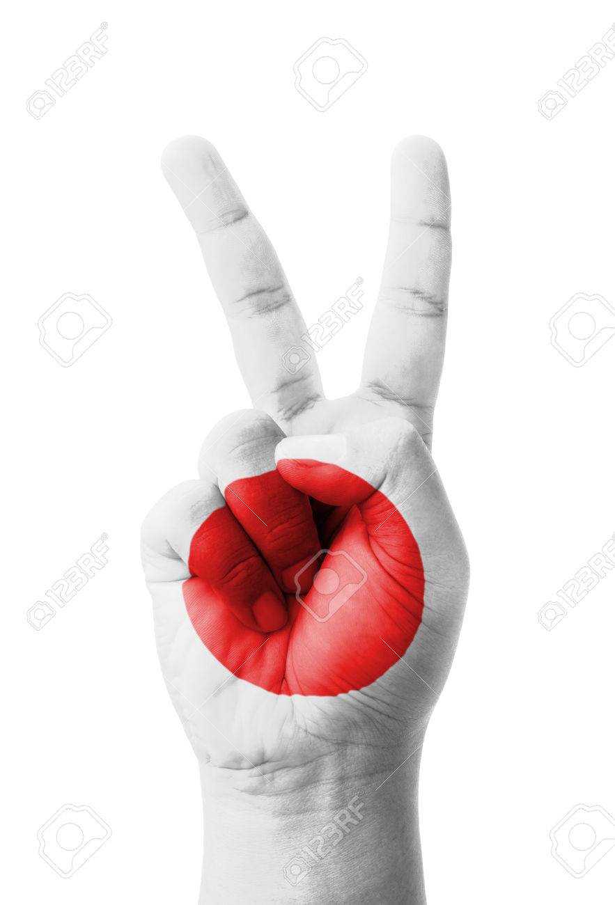 Hand Die Het Teken Van V Japan Vlag Geschilderd Als Symbool Van De Overwinning Win Succes Geisoleerd Op Witte Achtergrond Royalty Vrije Foto Plaatjes Beelden En Stock Fotografie Image 22721900