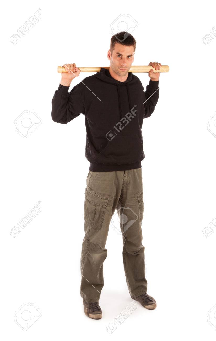 Парень с битой. Парень с битой. Парень с битой. Человек держит биту на плече. Стоит с битой.