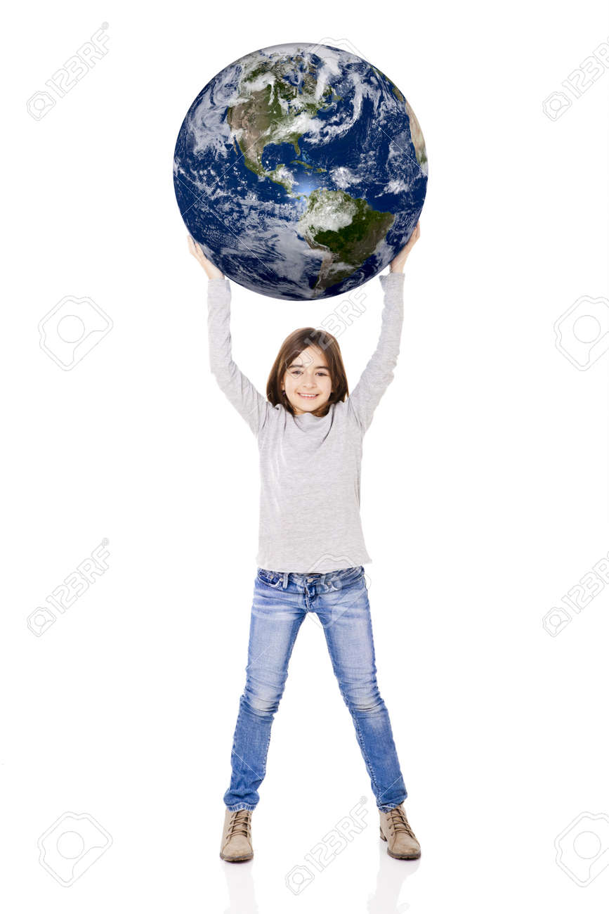 Portrait Dune Petite Fille Tenant Une Petite Planète Terre Sur Ses Mains Isolé Sur Fond Blanc - 
