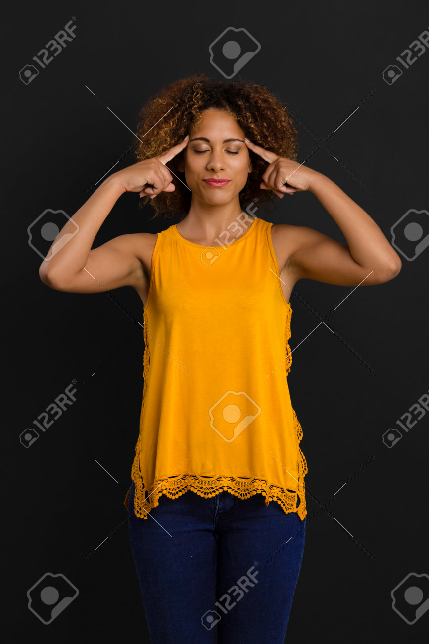 フォーカス式のアフリカ系アメリカ人美女 の写真素材 画像素材 Image 7445