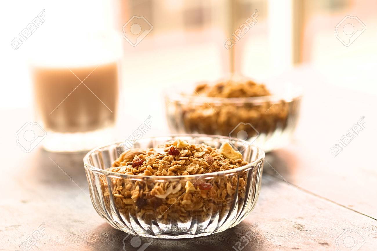 salvado de avena leche de almendras salvado de avena leche de almendras