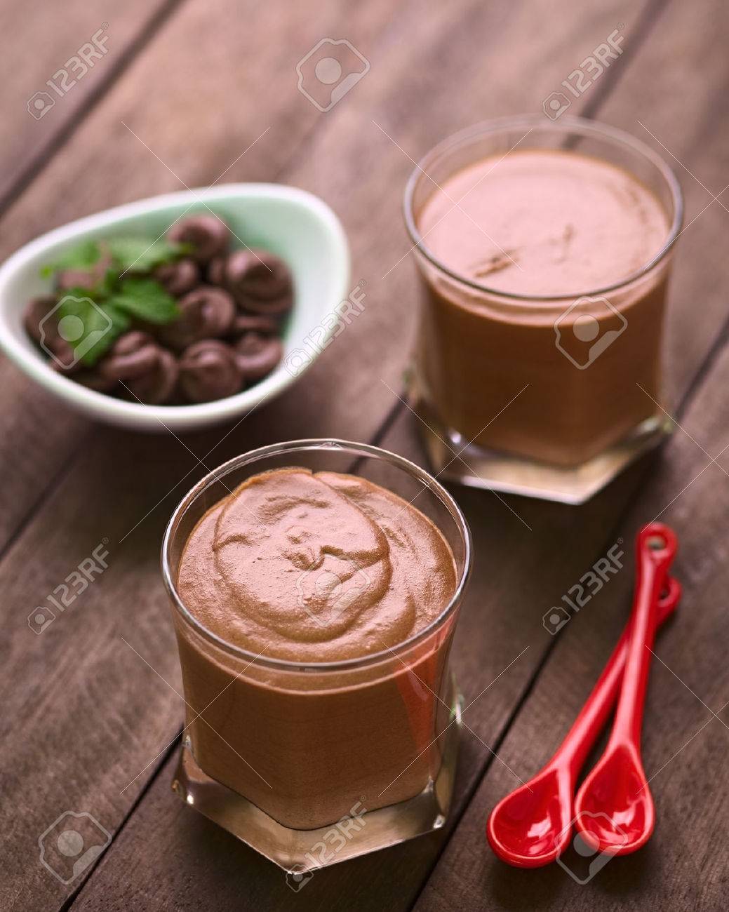 Franzosisch Dessert Namens Mousse Au Chocolat Geschmolzene