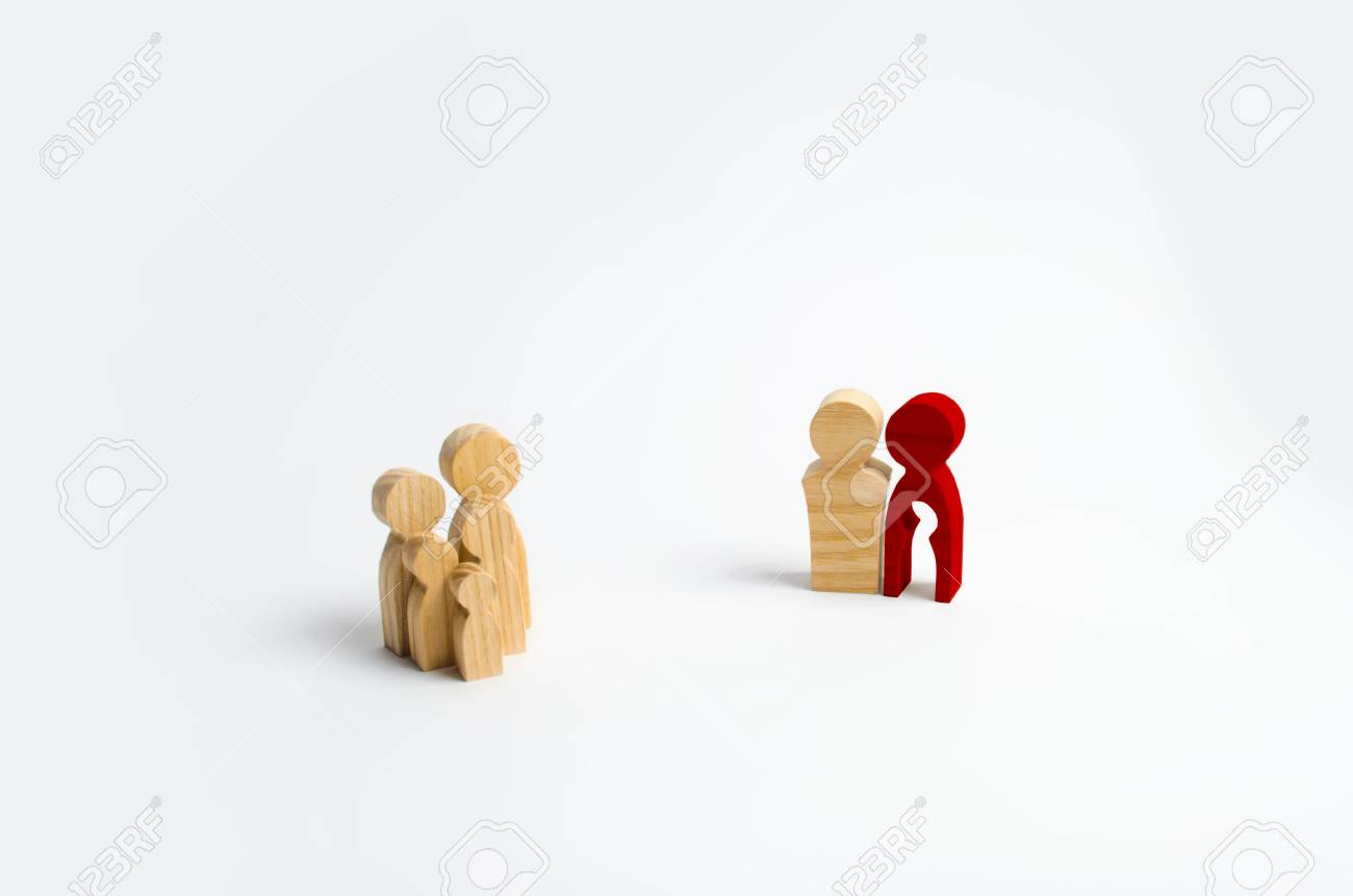 wooden family figures