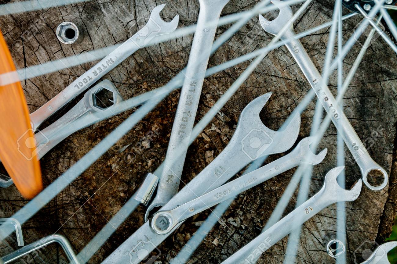 bicycle repair tools