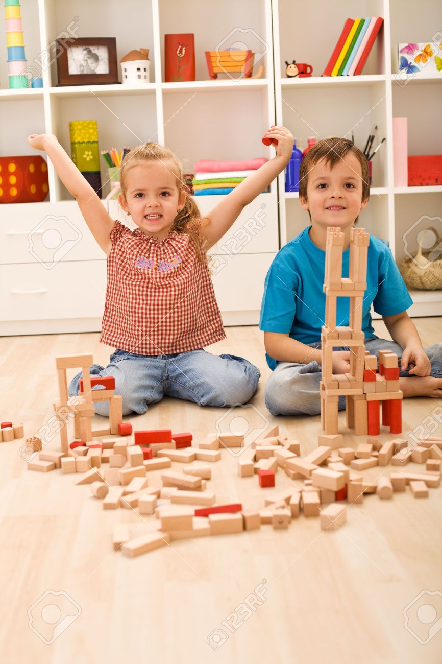 play wooden blocks