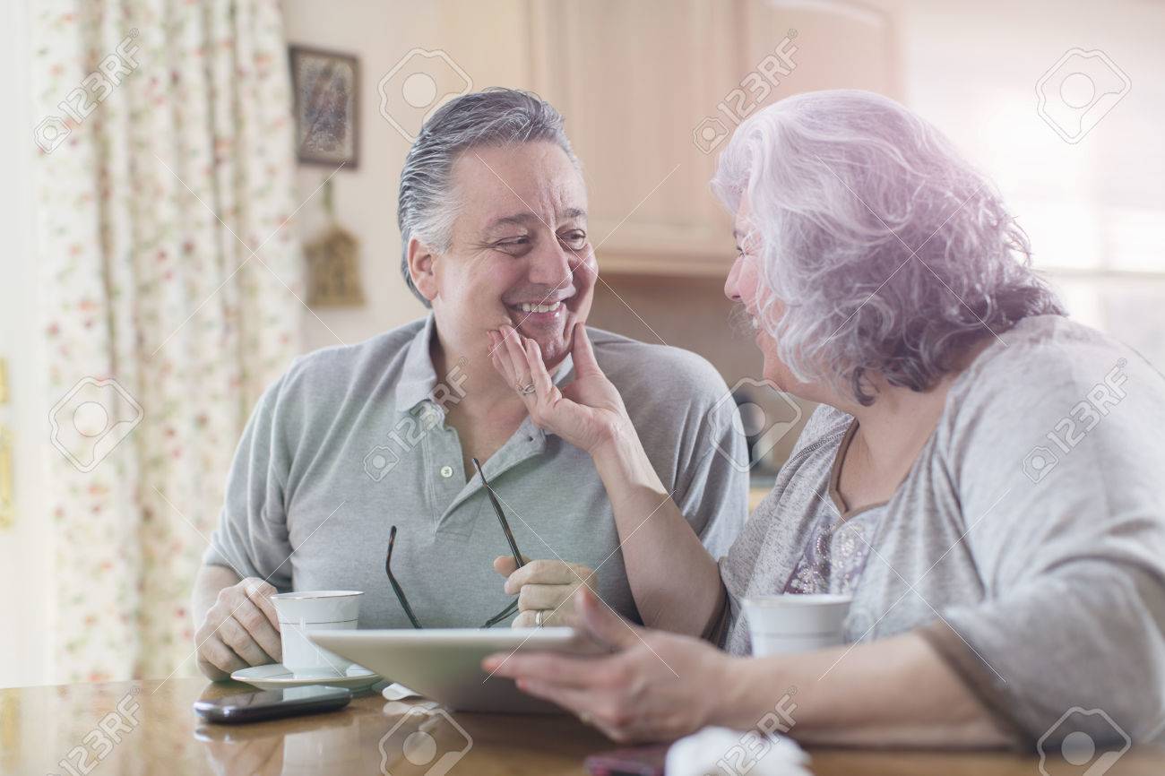 sharing picture Mature adult sharing picture Mature adult
