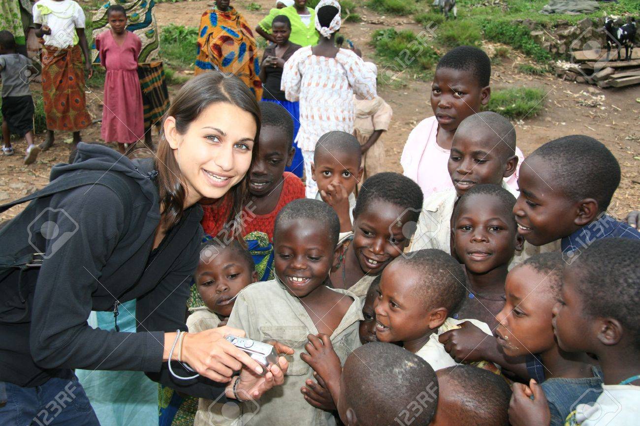 благотворительность в африке. помощь африканским странам. помощь африканским странам. помощь африканским странам. бурундийцы фото.