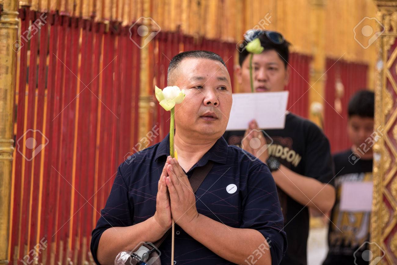 Thai people mourn the death of their king Thai people mourn the death of their king
