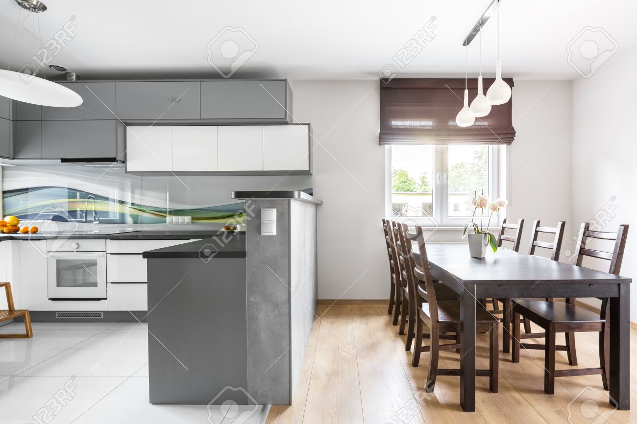 Interieur Moderne Villa Mit Licht Geräumige Küche Offen Zum ... Interieur Moderne Villa Mit Licht Geräumige Küche Offen Zum ...