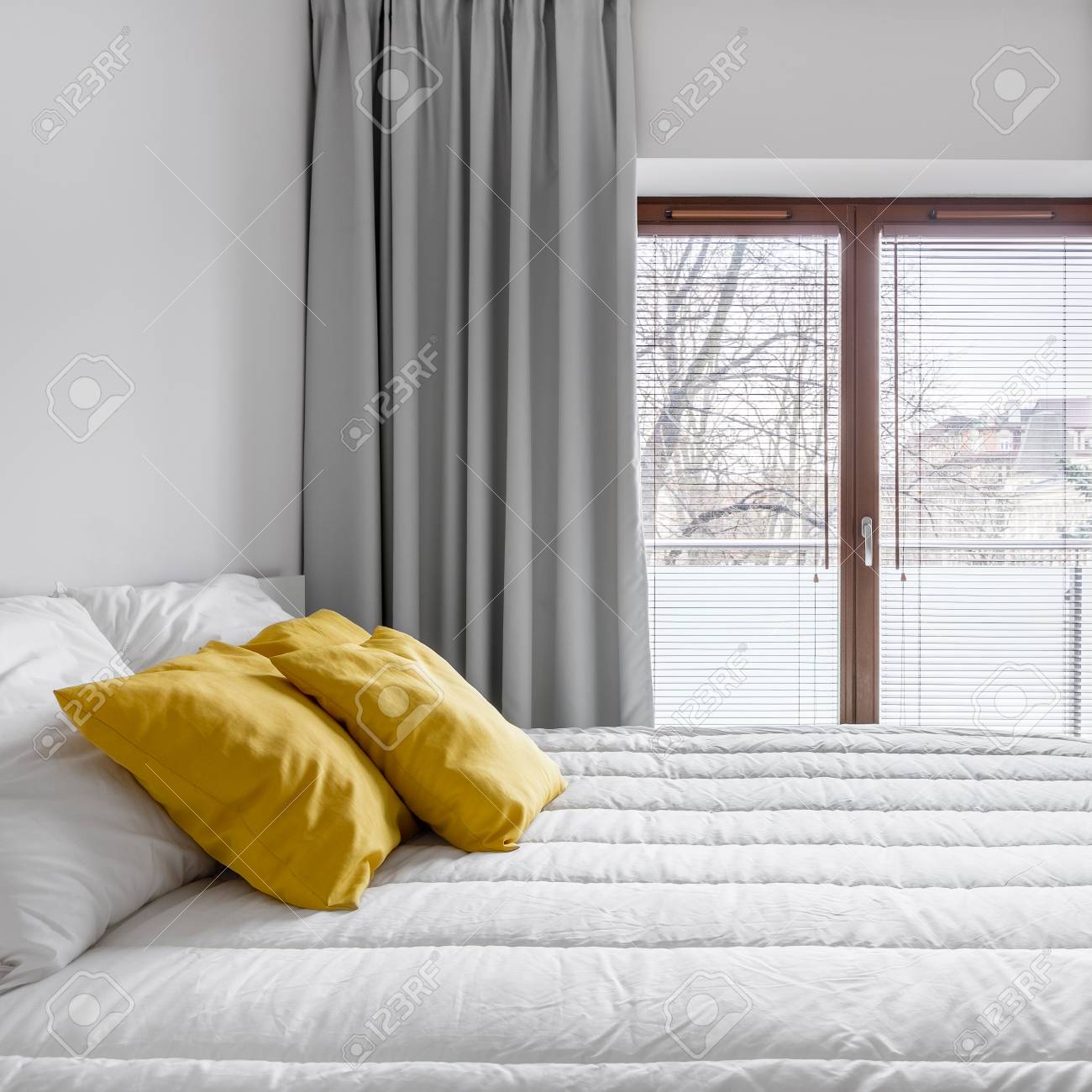 yellow pillows for bed