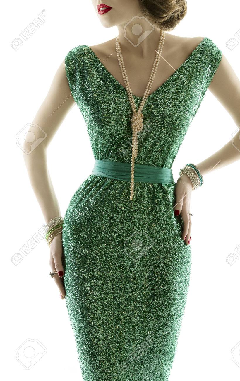 elegant vintage clothing