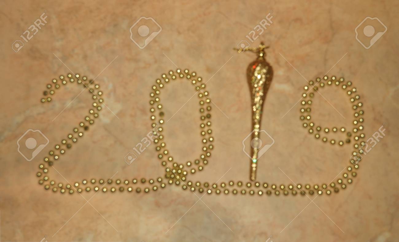 shiny gold chain