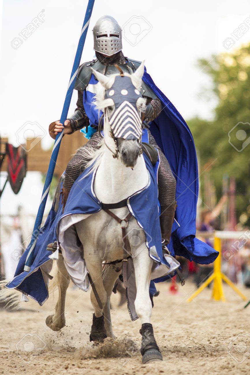 馬上槍試合の騎士 の写真素材 画像素材 Image