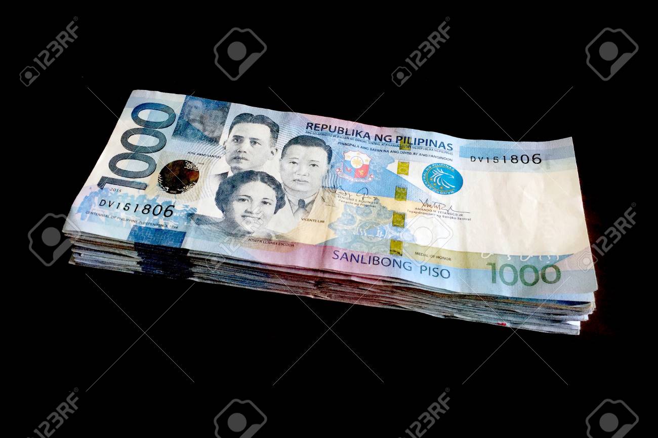 필리핀 페소 지폐 뭉치 로열티 무료 사진, 그림, 이미지 그리고 스톡포토그래피. Image 107604475