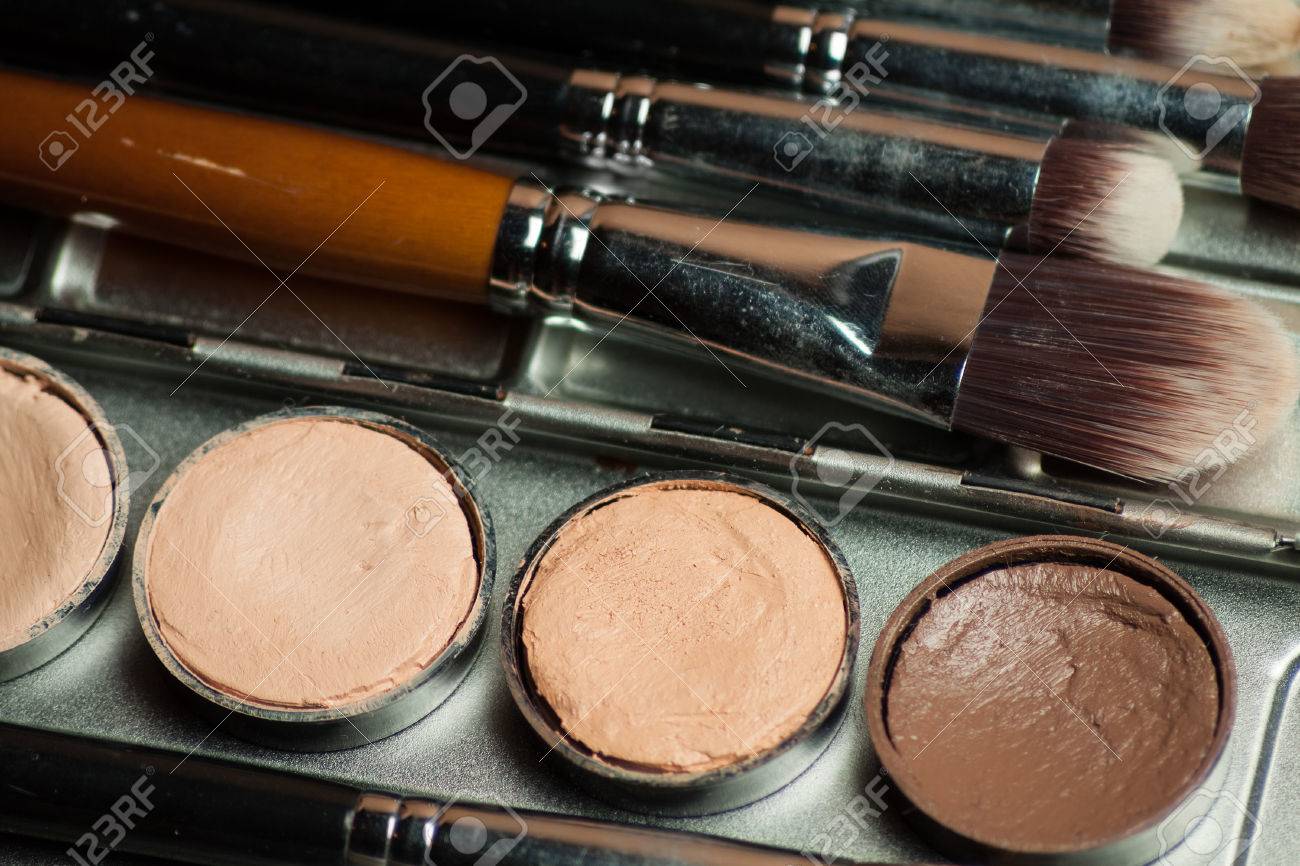 concealer palette