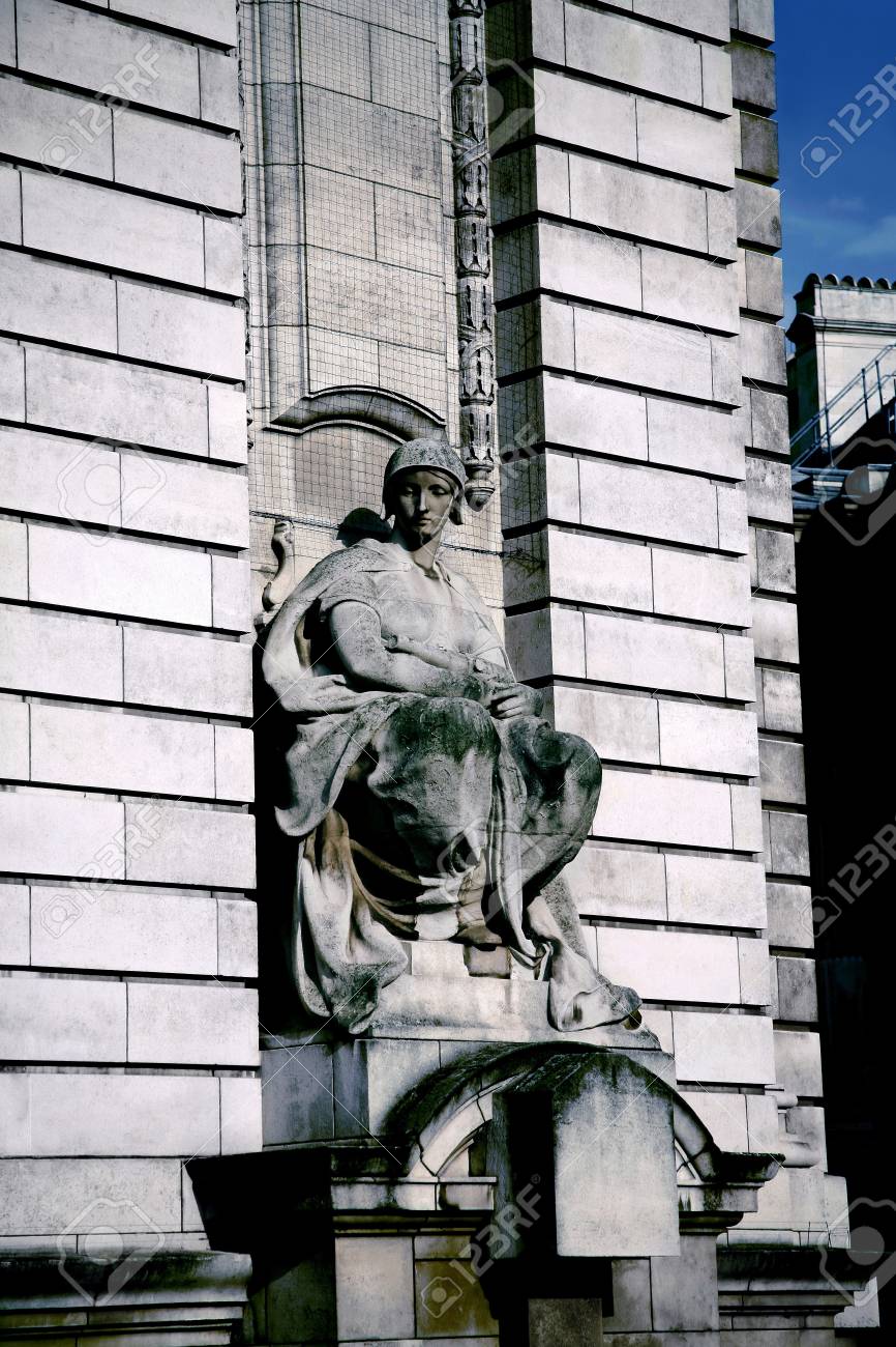 etiam-dictum-ipsum-a-felis