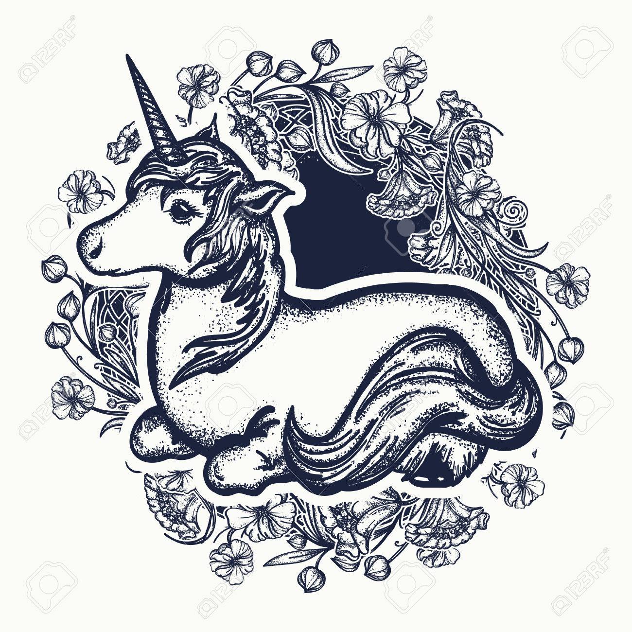 Tatouage De Fleurs De Licorne Et Art Nouveau, Impression, Conception De  T-Shirt. Symbole De Rêves, Contes, Fantasmes. Conception De T-Shirt Licorne  Clip Art Libres De Droits , Vecteurs Et Illustration. Image 83161070.