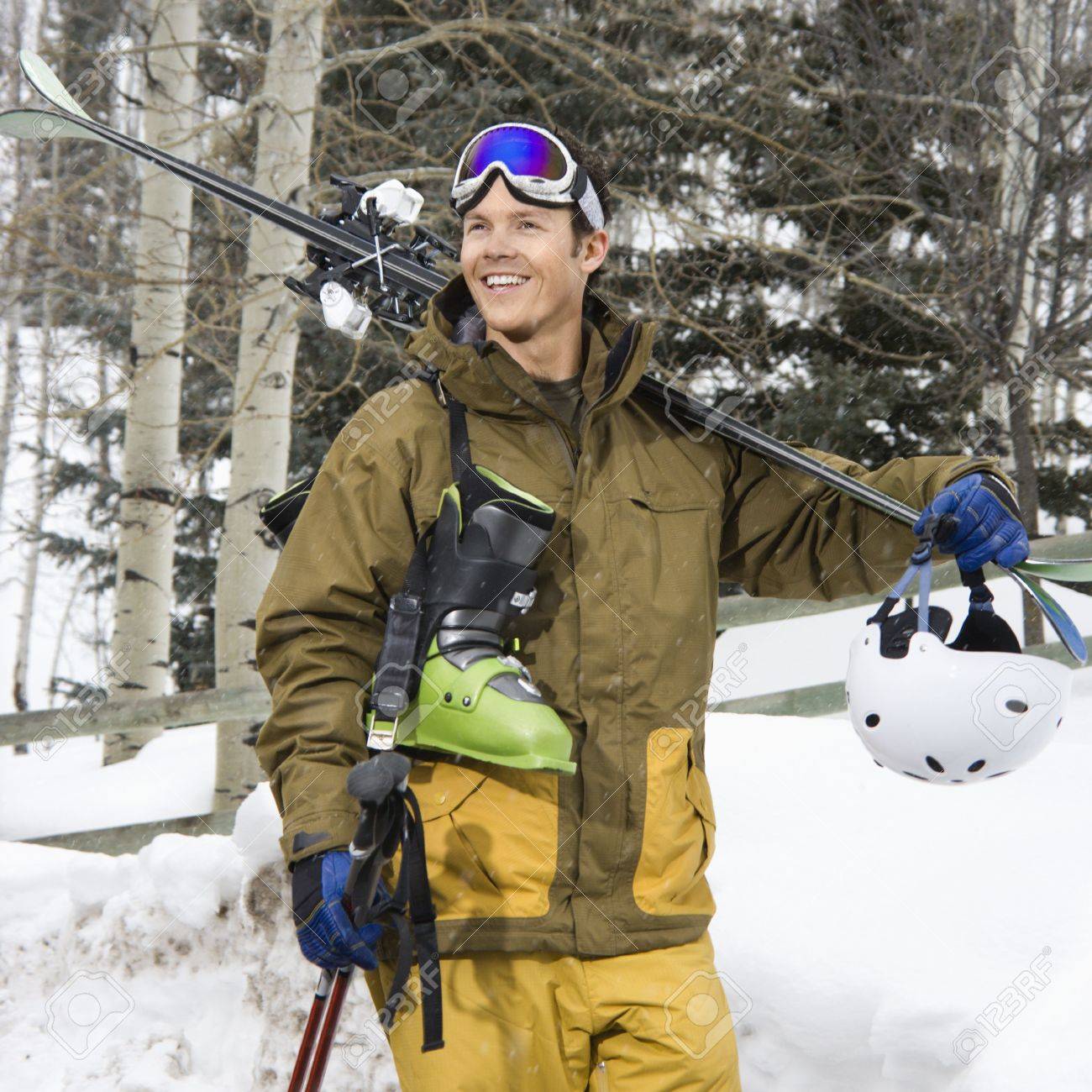 conjunto nieve hombre