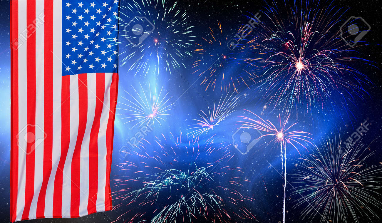 Poster Zum Unabhängigkeitstag R Usa Mit Feuerwerk | Kostenlose Vektor, image size:1300x759