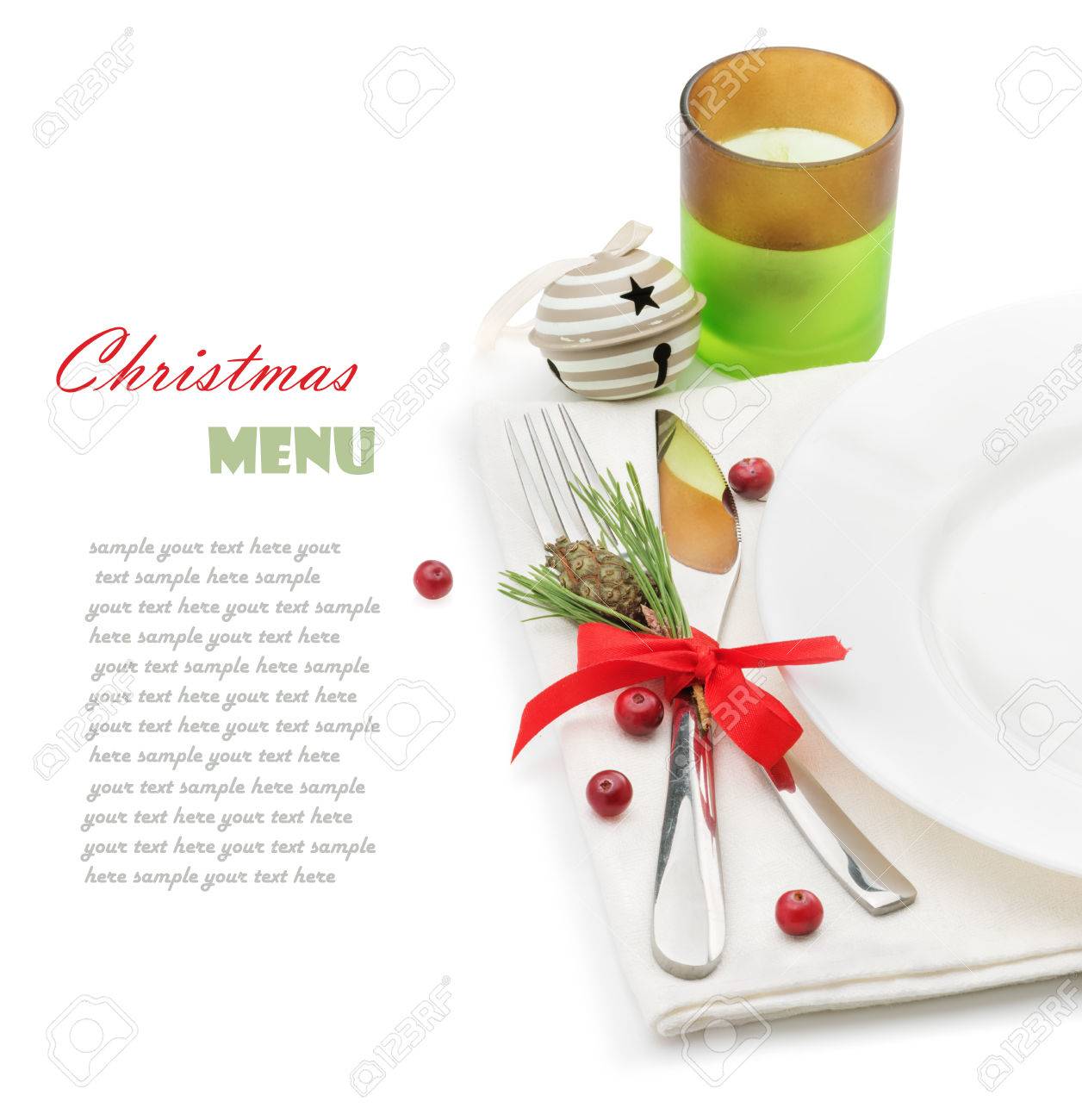Decorazioni Menu Natale.Immagini Stock Menu Di Natale Piastra Forchetta E Coltello Con Decorazioni Nastro Mirtillo Candeliere Natale Giocattolo Lo Spazio Per Il Testo Isolato Su Sfondo Bianco Image 48064412