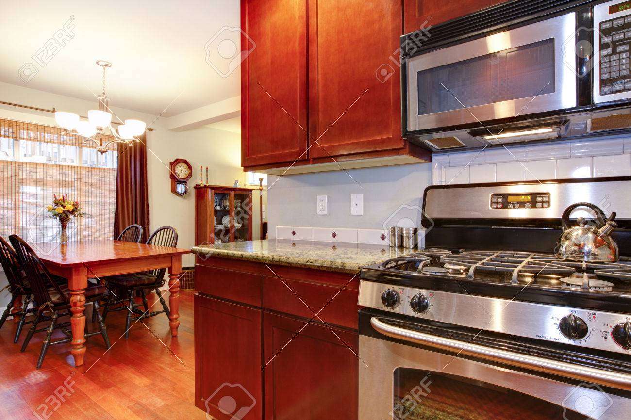 Bien Adaptado Cocina Y Comedor Con Muebles Rústicos De Madera Fotos ... Bien Adaptado Cocina Y Comedor Con Muebles Rústicos De Madera Fotos ...