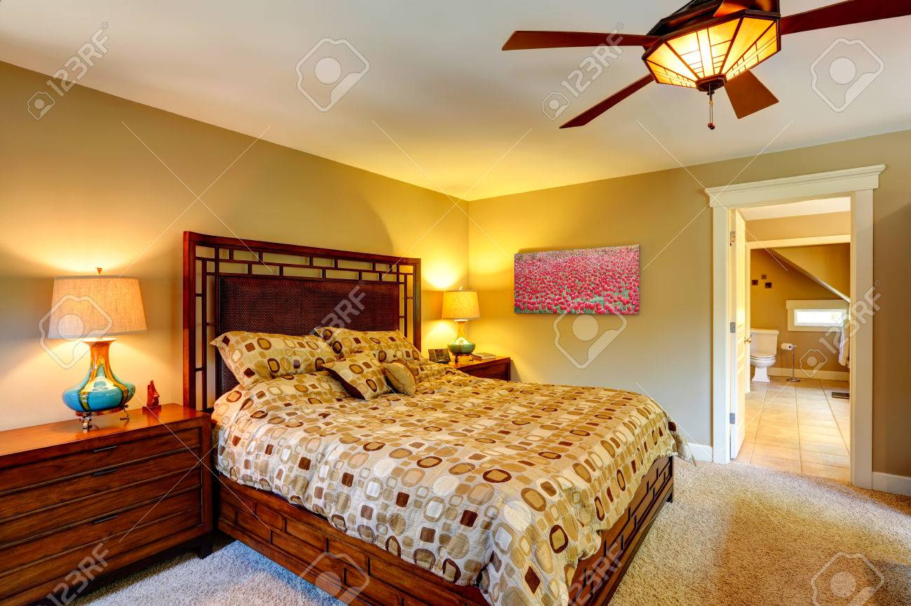 Dormitorio Tema Tropical Con Cama De Matrimonio Y Mesitas De Noche ... Dormitorio Tema Tropical Con Cama De Matrimonio Y Mesitas De Noche ...