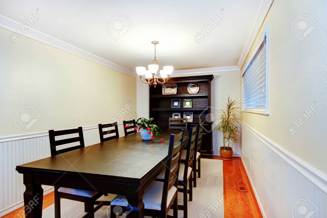 Gorgeous Black Dinner Table Chair Set In Dining Room Also Black