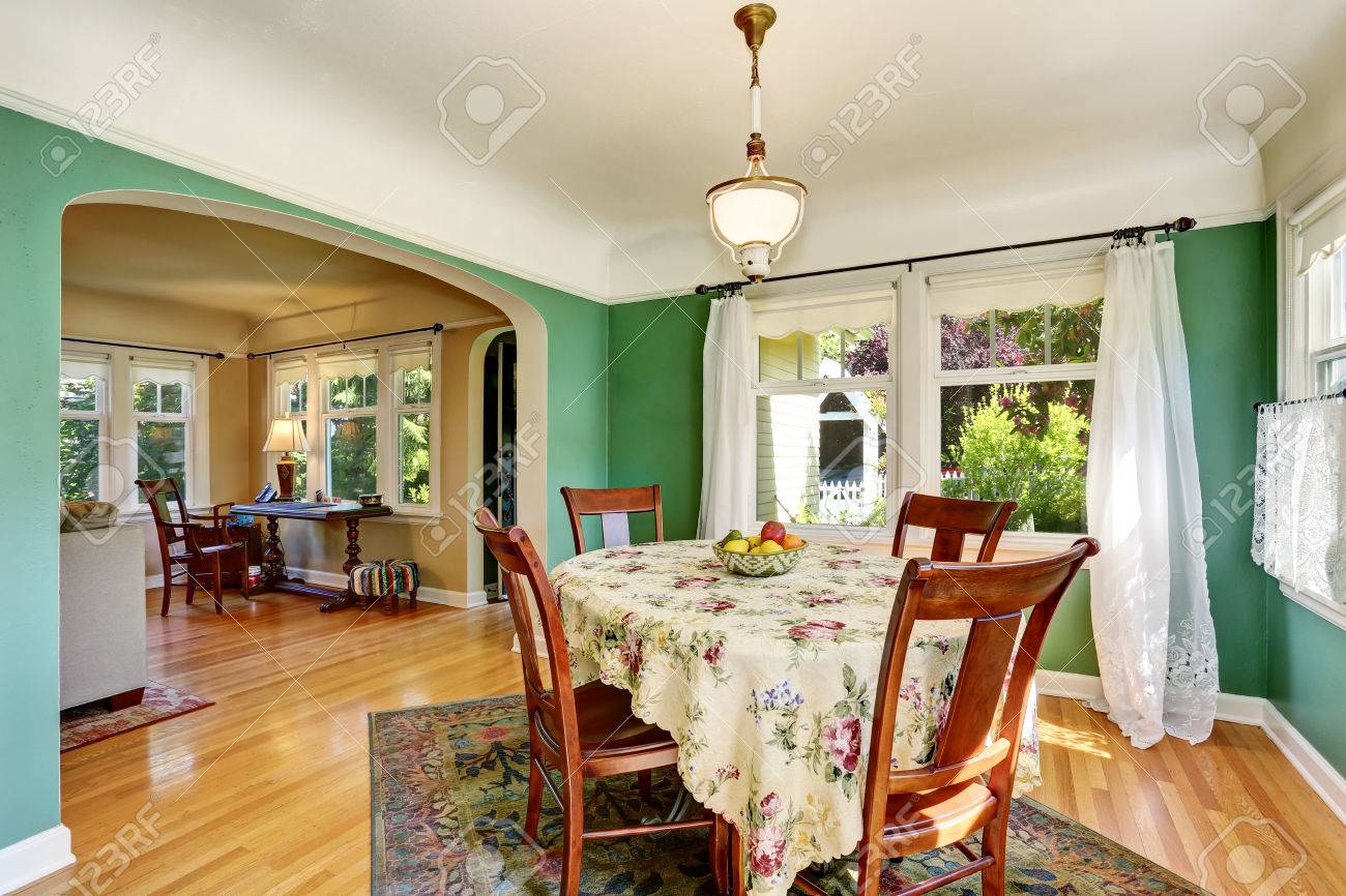 Traditional Dining Area With Wooden Table Set Open Floor Plan Traditional Dining Area With Wooden Table Set Open Floor Plan