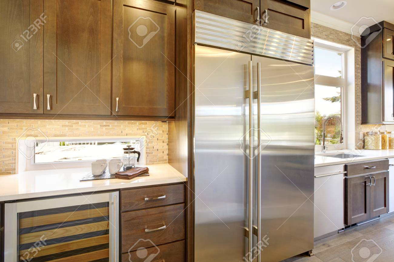 Luxury Kitchen Accented With Large Built-in Stainless Steel - Luxury Kitchen Accented With Large Built-in Stainless Steel