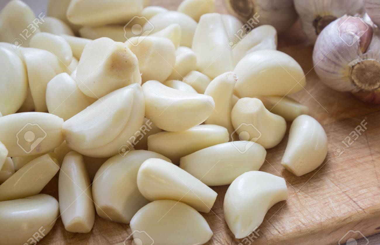 How to Peel a Garlic Clove picture picture How to Peel a Garlic Clove
